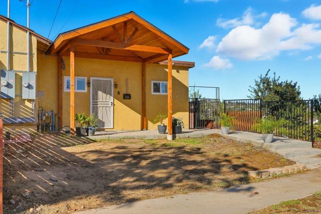 Detail Gallery Image 4 of 54 For 5744 46 Dream St, San Diego,  CA 92114 - – Beds | – Baths