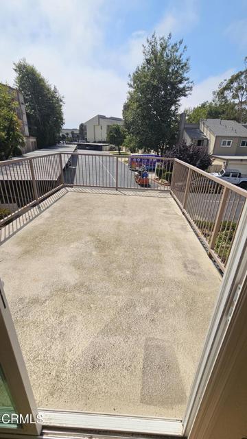 962 Lighthouse Way, Port Hueneme CA: https://media.crmls.org/mediaz/5baea1ff-e0b3-4194-9077-df0bc98e4cba.jpg