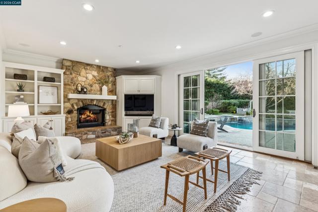 Image 11 of 60 For 45 Lark Place