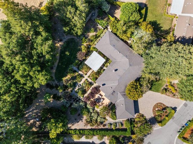 19273 Citrus Lane, Saratoga CA: https://media.crmls.org/mediaz/5bb267b0-57e0-45f1-94e9-5b40a8ac01c8.jpg