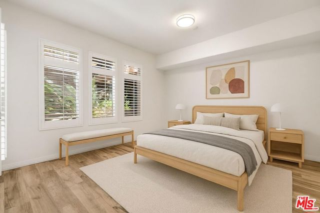 4050 Glencoe Avenue, Marina del Rey CA: https://media.crmls.org/mediaz/5bb36469-6899-406b-9f5b-31789c089887.jpg
