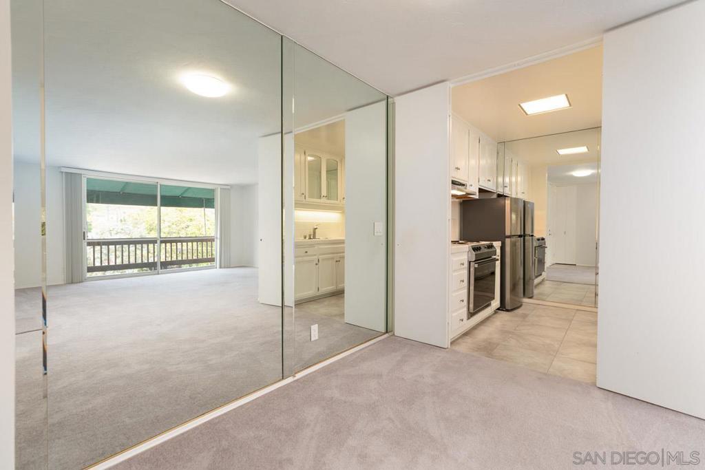6333 La Jolla Blvd. - photo 9