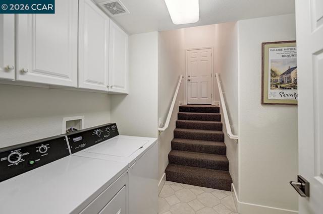 Image 34 of 59 For 539 High Eagle Ct