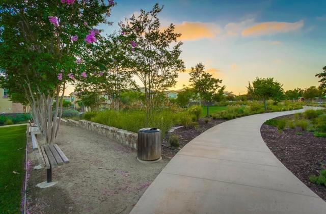 Image 61 of 64 For 15820 Paseo Del Sur