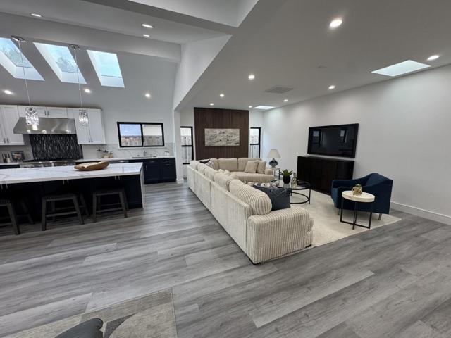 3211 Pentland Court, San Jose CA: https://media.crmls.org/mediaz/5bb71a7b-6cf6-48c8-8a65-e74d588c5bea.jpg