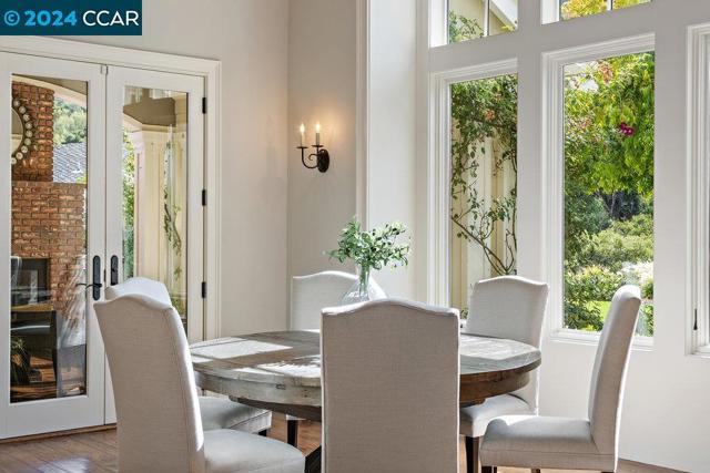 Image 15 of 60 For 8 Julianna Court