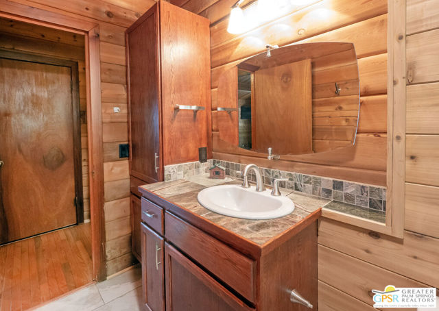 6307 Cedar Court, Angelus Oaks CA: https://media.crmls.org/mediaz/5bb8690f-0e34-487c-8d85-ade6d327dc10.jpg