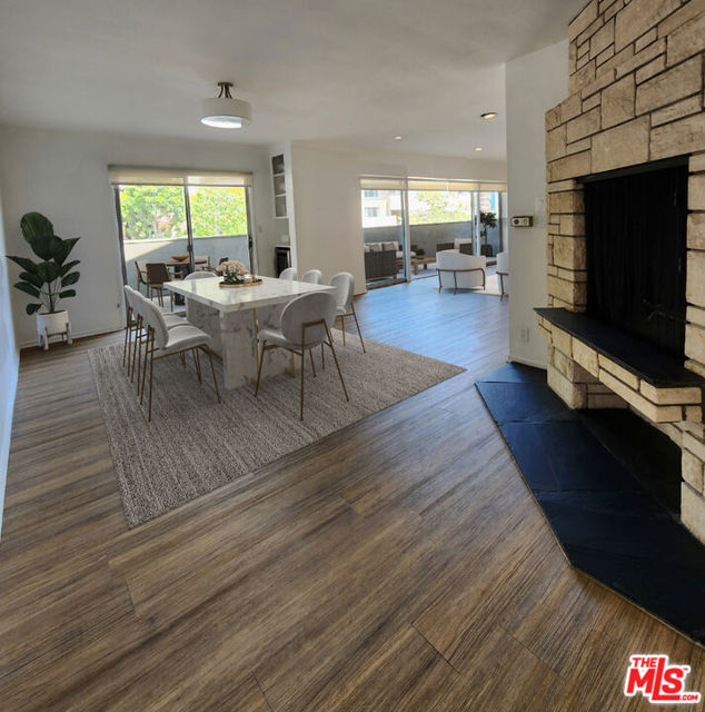 1357 1361 S Beverly Glen Boulevard, Los Angeles CA: https://media.crmls.org/mediaz/5bb8ca29-3b45-4a1f-ba37-fa49b371a599.jpg