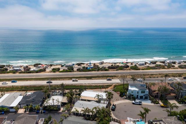 6550 Ponto Dr, Carlsbad CA: https://media.crmls.org/mediaz/5bb9624b-b05a-4a1e-92b7-1991670243fb.jpg