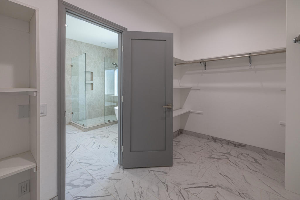 MLS #219114887DA image #15