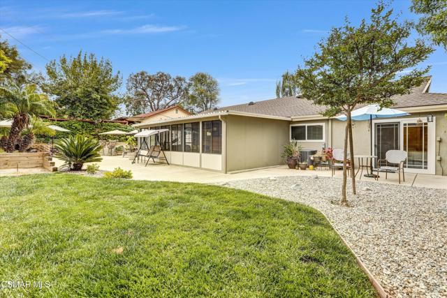 103 W Janss Road, Thousand Oaks CA: https://media.crmls.org/mediaz/5bba7c9b-92b6-43a6-ad47-1c405e994a46.jpg