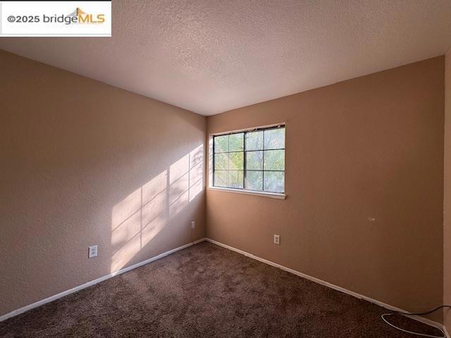 1024 Burnham Dr, Pittsburg CA: https://media.crmls.org/mediaz/5bbab9fc-b761-40de-b3f4-b2d4e5500b31.jpg