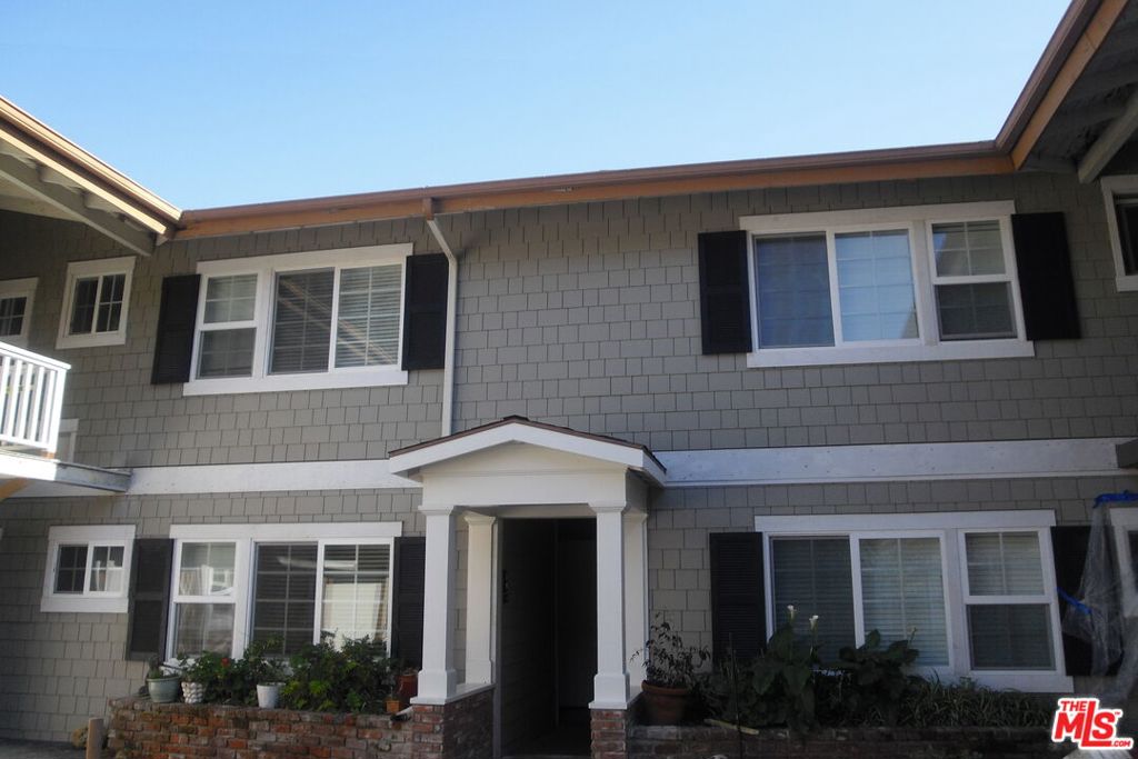 22852 Pacific Coast Highway #F