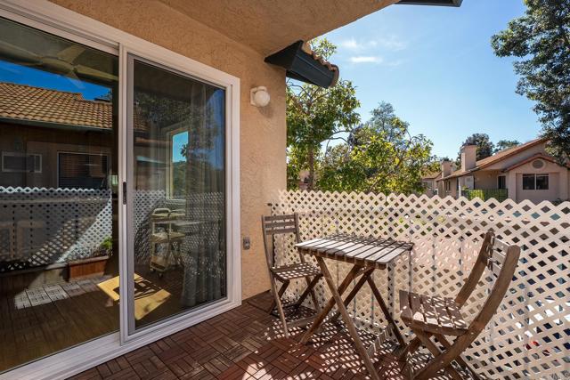 Detail Gallery Image 13 of 26 For 11337 Avenida De Los Lobos #C,  San Diego,  CA 92127 - 2 Beds | 2 Baths