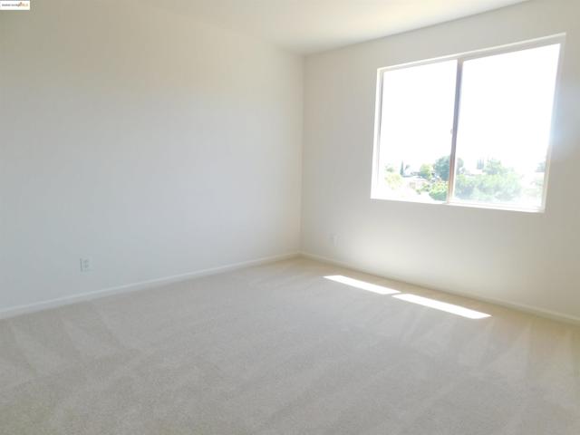 3915 Hummingbird Dr, Antioch CA: https://media.crmls.org/mediaz/5bbc0233-31ee-4c89-b3df-af9d59b9f174.jpg