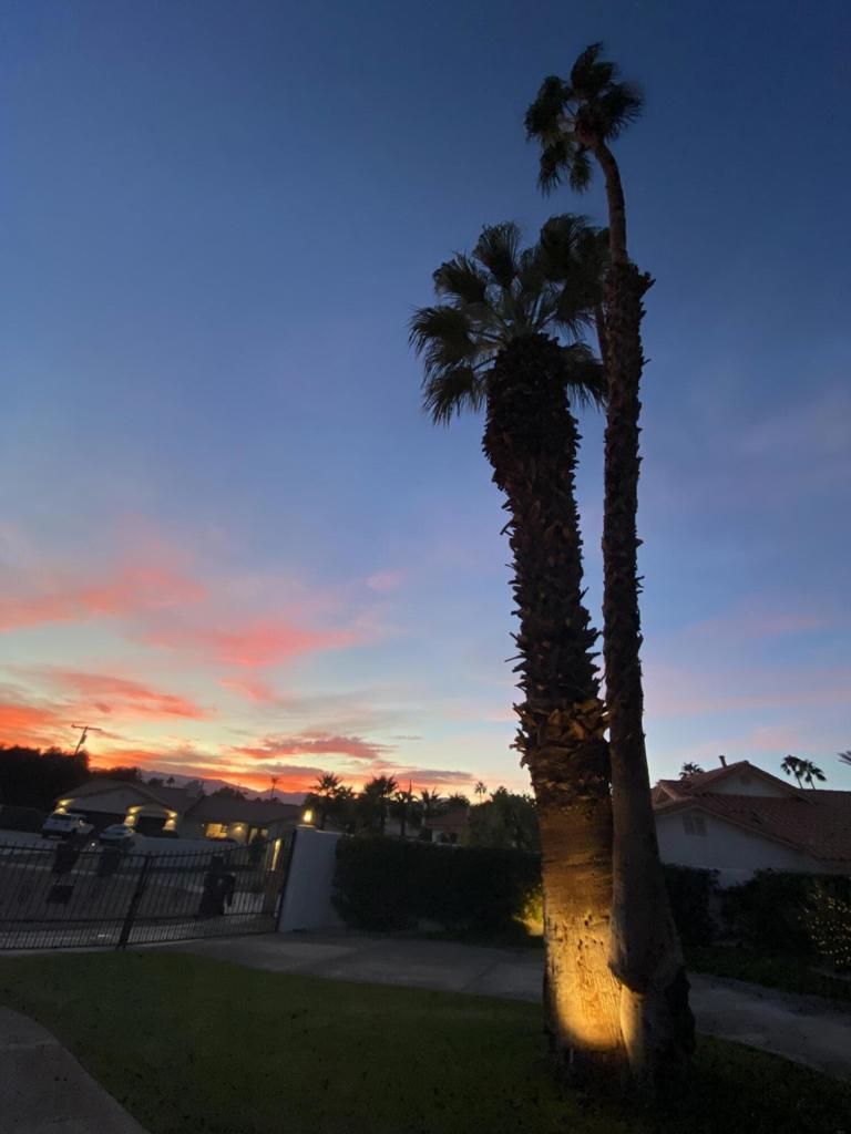 https://media.crmls.org/mediaz/5bbc3557-05b7-4b06-8dc6-1ba8c97d4315.jpg?preset=X-Large