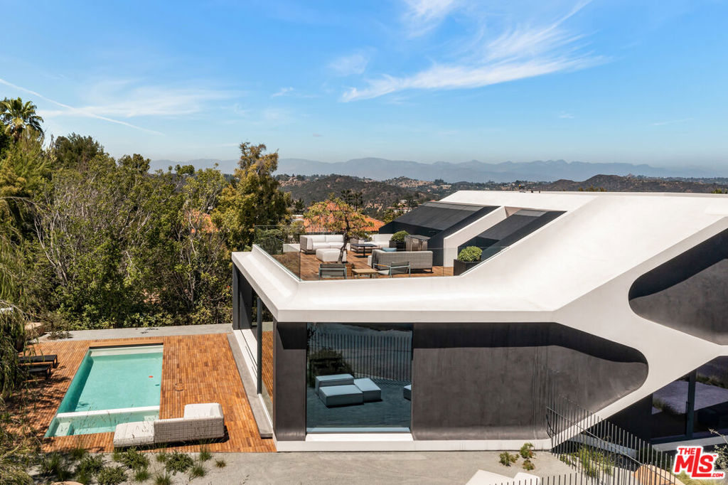 MLS #26869415 image #5