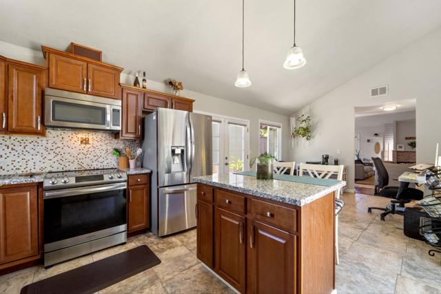 33 Hayes Avenue, San Jose CA: https://media.crmls.org/mediaz/5bbe7bf1-15ee-44a0-89c0-45bfd39cd293.jpg