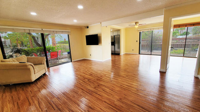 3155 E Ramon Road, Palm Springs CA: https://media.crmls.org/mediaz/5bbfa935-921b-4b73-a0ab-4f5a955d5b57.jpg