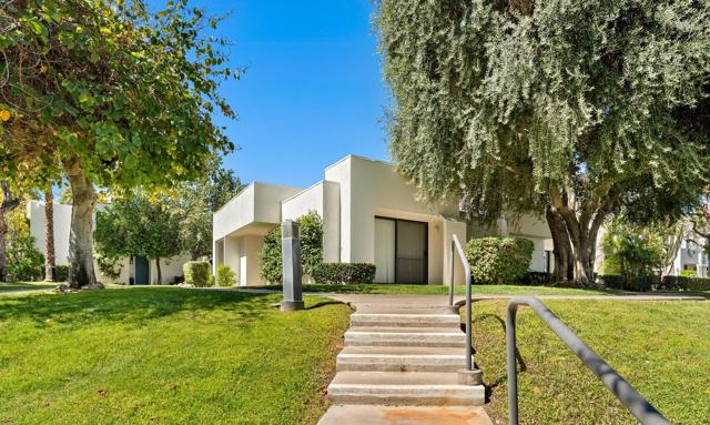 48680 Desert Flower Drive, Palm Desert, CA 92260