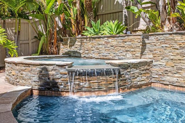 1813 Windriver Street, San Marcos CA: https://media.crmls.org/mediaz/5bc0eee1-2dbe-4590-a0a9-b85d0af54bb3.jpg
