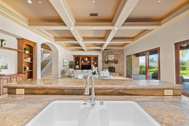 Image 12 of 67 For 2428 Catalina Avenue