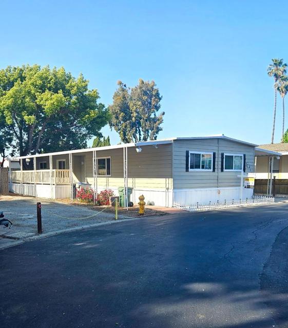 418 Pinefield, San Jose CA: https://media.crmls.org/mediaz/5bc20570-d211-4f7e-ab55-62c21cc37499.jpg