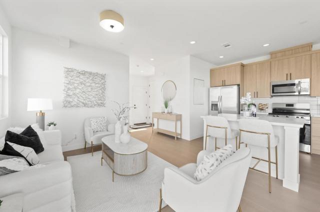 801 Fassler Avenue, Pacifica CA: https://media.crmls.org/mediaz/5bc4916d-7af5-4c6f-97aa-32529074e981.jpg