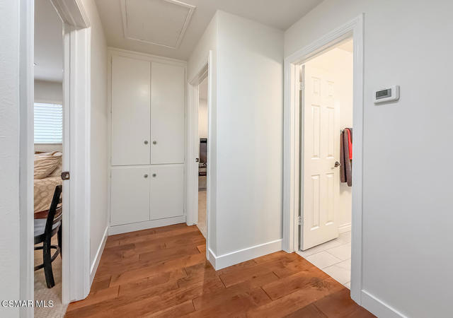 768 Brossard Drive, Thousand Oaks CA: https://media.crmls.org/mediaz/5bc4bd13-b50f-4571-ab92-7d1646ae9d7f.jpg