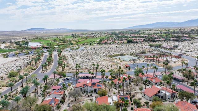 1620 Las Casitas Dr, Borrego Springs CA: https://media.crmls.org/mediaz/5bc4fa95-911e-425a-a162-48d337533b8c.jpg