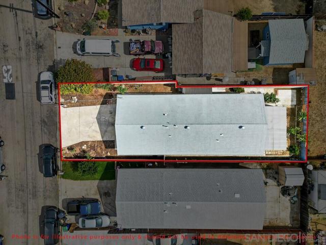 935 Ramona Ave, Spring Valley CA: https://media.crmls.org/mediaz/5bc5854b-6775-4d17-9adc-bf2fd778cb5d.jpg