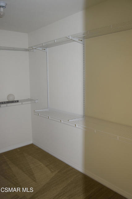 2324 Solway Court, Thousand Oaks CA: https://media.crmls.org/mediaz/5bc6ed41-320e-4e0e-b680-a8928a8cd3ae.jpg