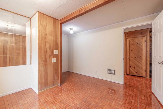 605 Elysian Boulevard, Big Bear CA: https://media.crmls.org/mediaz/5bc7151d-f3a6-4489-9e18-c0b9a157ef50.jpg