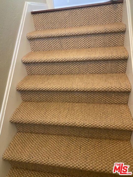 745 -747 1/4 N Hayworth Avenue, Los Angeles CA: https://media.crmls.org/mediaz/5bc76319-b665-4593-b862-fa8b2761cd93.jpg