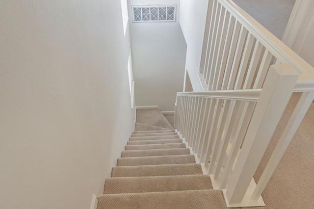 2561 Park Boulevard, Palo Alto CA: https://media.crmls.org/mediaz/5bc8c1ed-8f61-4307-a6f0-ed3a997c73ba.jpg