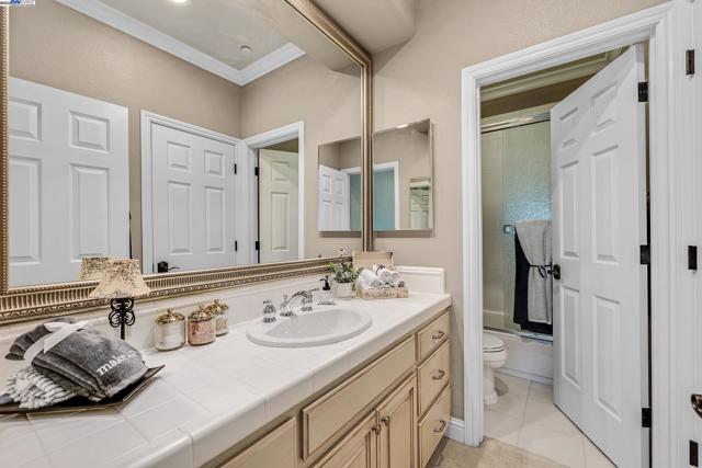 259 Alden Ln, Livermore CA: https://media.crmls.org/mediaz/5bca0a12-a052-43b5-b435-6af42e43cefb.jpg