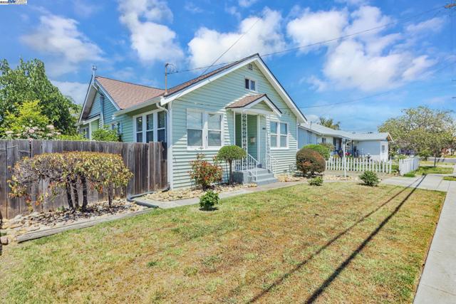 6831 Dairy Ave, Newark CA: https://media.crmls.org/mediaz/5bca95df-9a84-412f-9d45-9f92eb5937db.jpg