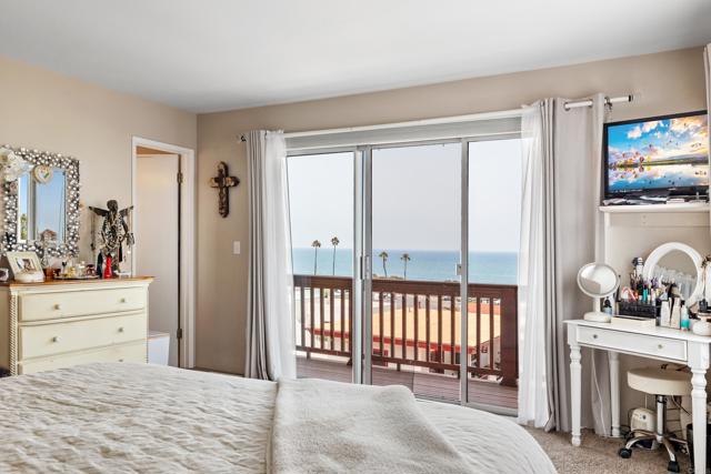 1770 Haydn Drive, Encinitas CA: https://media.crmls.org/mediaz/5bcbdb23-1c89-42b8-9c1e-09f7db0f0429.jpg