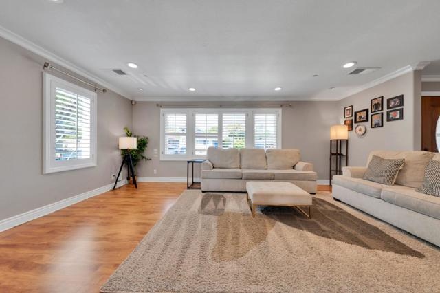 1418 Bradley Court, San Mateo CA: https://media.crmls.org/mediaz/5bcd69b2-b9c8-458f-b769-7c8cee7bd80e.jpg