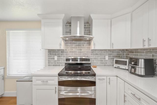 1104 Holly Oak Circle, San Jose CA: https://media.crmls.org/mediaz/5bcda414-b99d-47a7-8e92-47a8d2799a8e.jpg