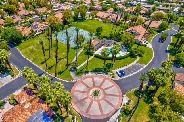 24 Calle Ardilla, Rancho Mirage CA: https://media.crmls.org/mediaz/5bcdadc7-469a-4294-a083-d0abfe176008.jpg