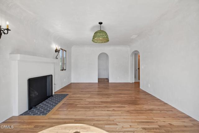 Detail Gallery Image 7 of 49 For 622 South Evergreen Drive Dr, Ventura,  CA 93003 - 2 Beds | 2 Baths