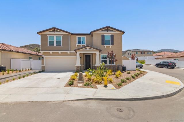 8553 Dartmouth St, Santee CA: https://media.crmls.org/mediaz/5bcdfe3d-26e6-4d1c-8def-d847f38db662.jpg