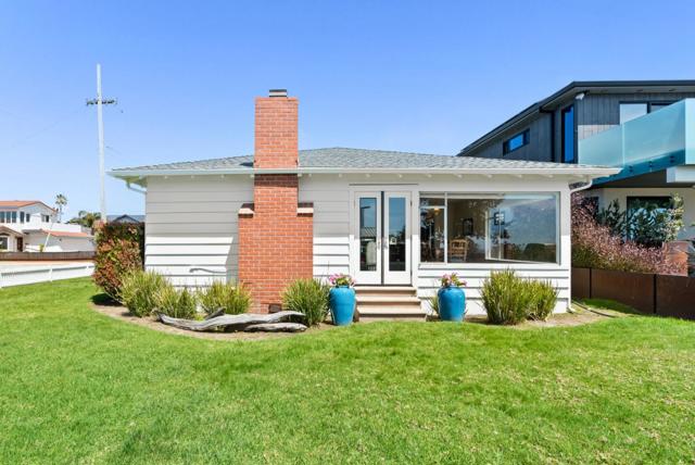 102 32nd Avenue, Santa Cruz CA: https://media.crmls.org/mediaz/5bcf2869-6331-4a2d-a3a9-eba3209035fc.jpg