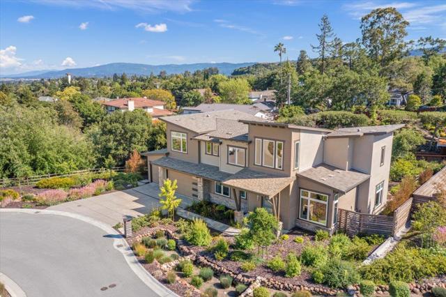 115 Wika Ranch Court, Redwood City CA: https://media.crmls.org/mediaz/5bd0693d-e617-4763-b4bf-c6b9a0b8b05c.jpg