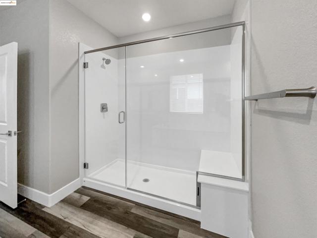 2066 Espana Ln, Rio Vista CA: https://media.crmls.org/mediaz/5bd088df-8eb4-4a6c-abcb-7b00758a89a5.jpg