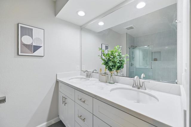 181 Ada Avenue, Mountain View CA: https://media.crmls.org/mediaz/5bd0cb6f-6bbb-4de7-8c1f-bf14a2525e60.jpg