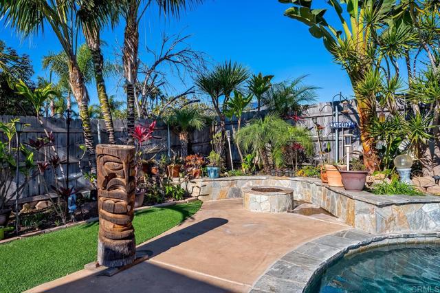 2722 Penkea Drive, Oceanside CA: https://media.crmls.org/mediaz/5bd0e46d-50ba-4738-851d-6718d43fdc00.jpg