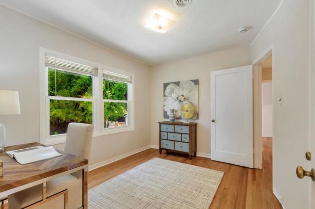 20335 Saratoga Los Gatos Road, Saratoga CA: https://media.crmls.org/mediaz/5bd20090-8119-44de-a882-212365ded2c8.jpg