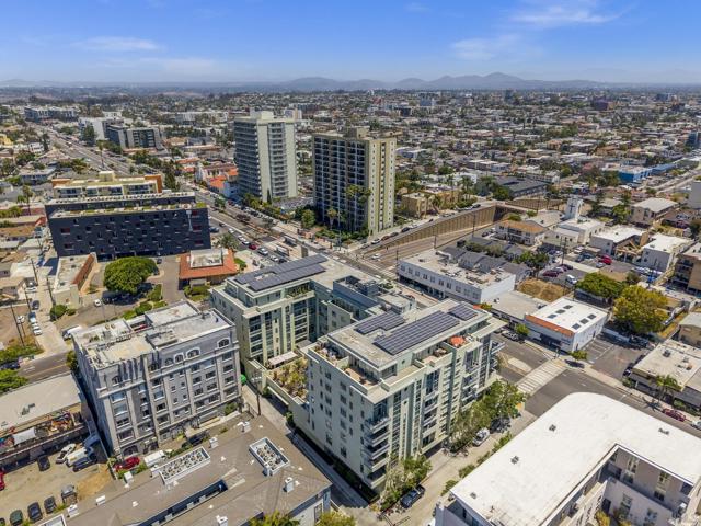 3812 Park Blvd, San Diego CA: https://media.crmls.org/mediaz/5bd2695f-ce14-46cb-83c7-4b4f6f02711a.jpg